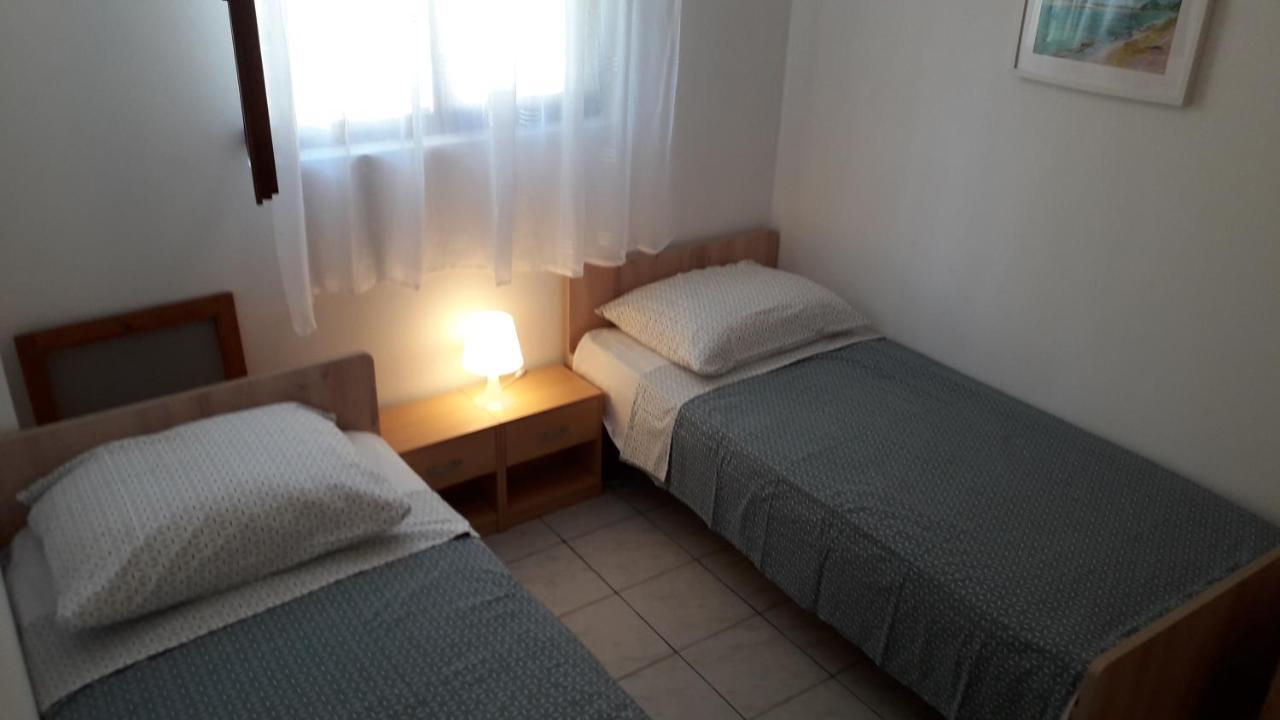 Apartmani Mia Ližnjan Dış mekan fotoğraf
