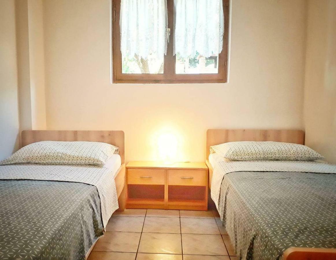 Apartmani Mia Ližnjan Dış mekan fotoğraf