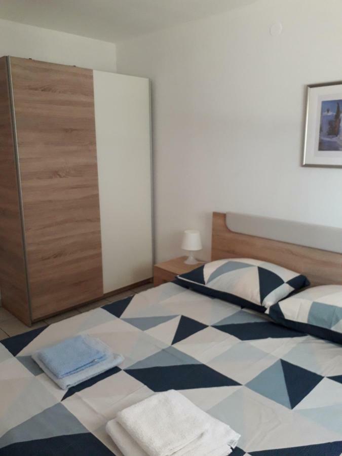 Apartmani Mia Ližnjan Dış mekan fotoğraf