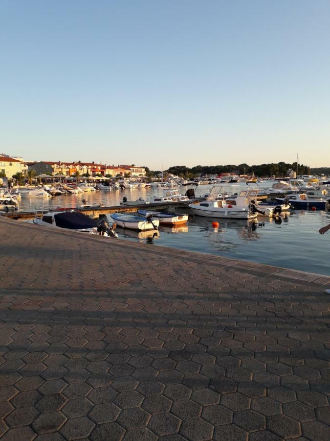 Apartmani Mia Ližnjan Dış mekan fotoğraf