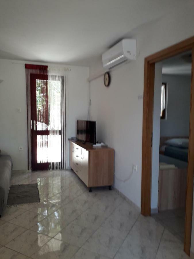 Apartmani Mia Ližnjan Dış mekan fotoğraf