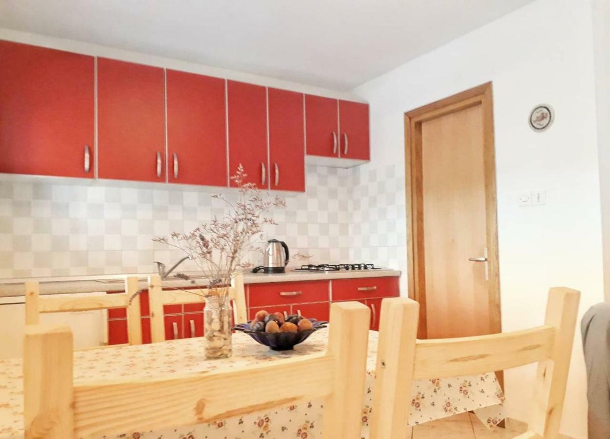 Apartmani Mia Ližnjan Dış mekan fotoğraf