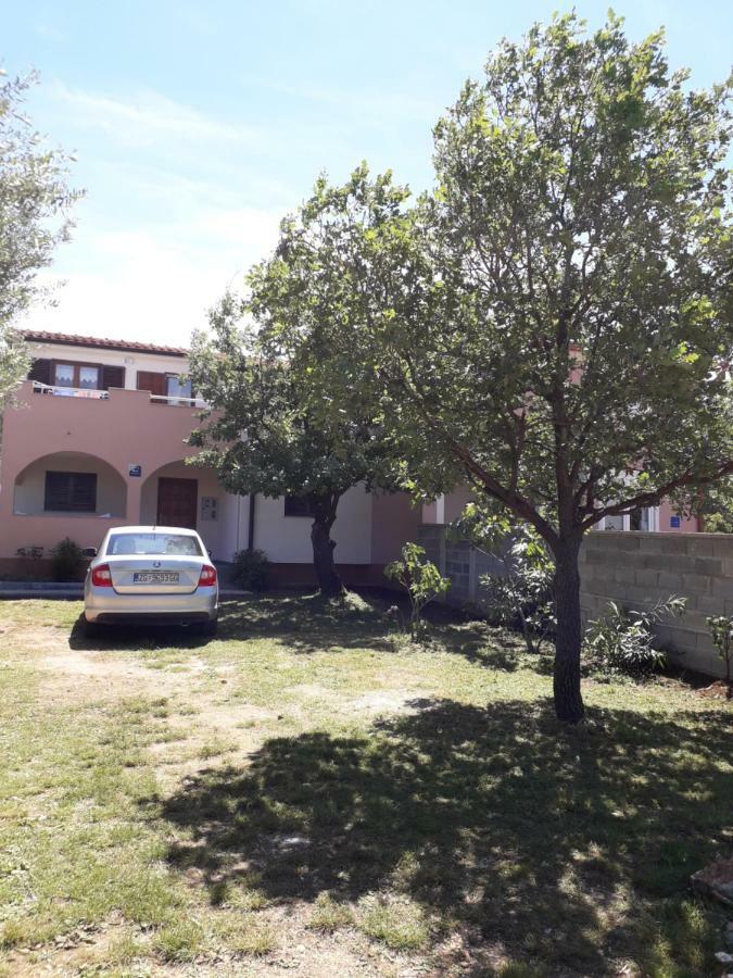 Apartmani Mia Ližnjan Dış mekan fotoğraf