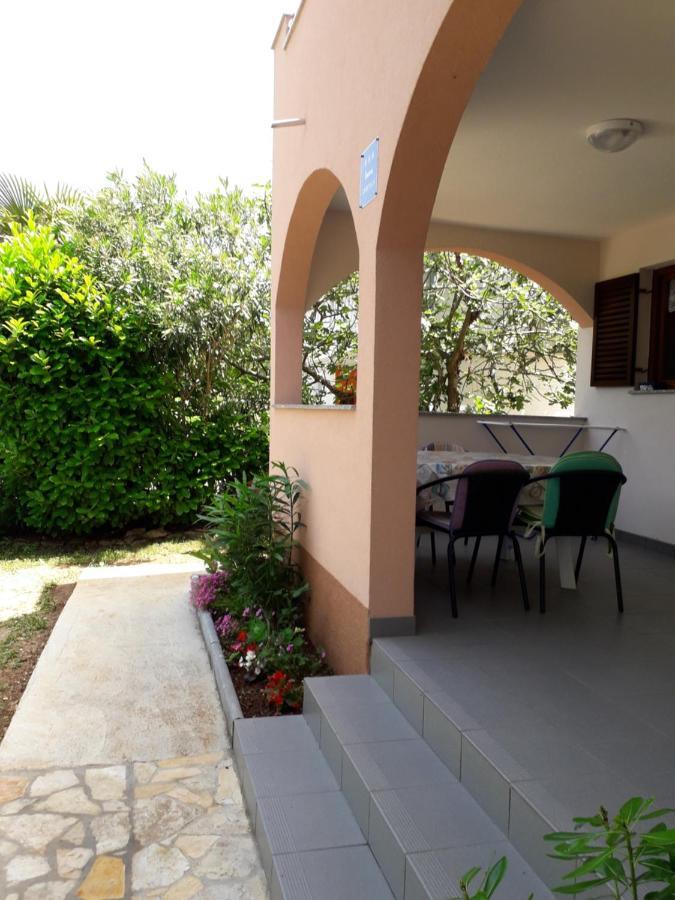 Apartmani Mia Ližnjan Dış mekan fotoğraf